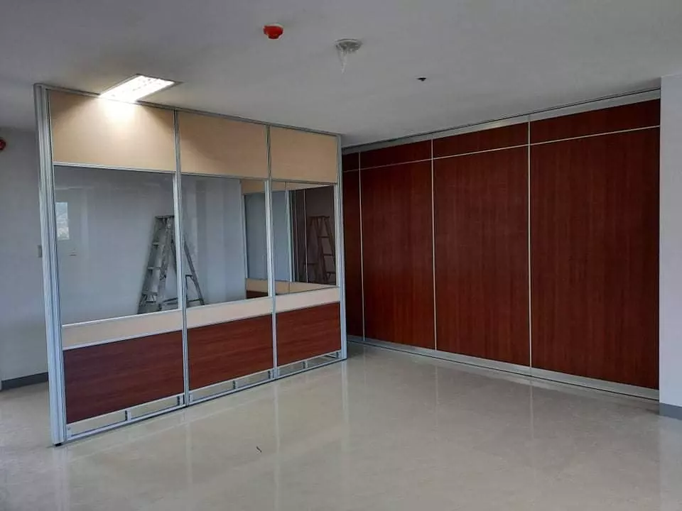 Operable Glass Partition pdrrmo bldg